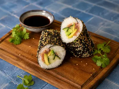 Rice Paper Sushi Wraps: Asian recipe by Ivana Sanshia