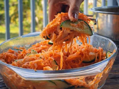 Simple Carrot Salad: South African recipe by Ivana Sanshia